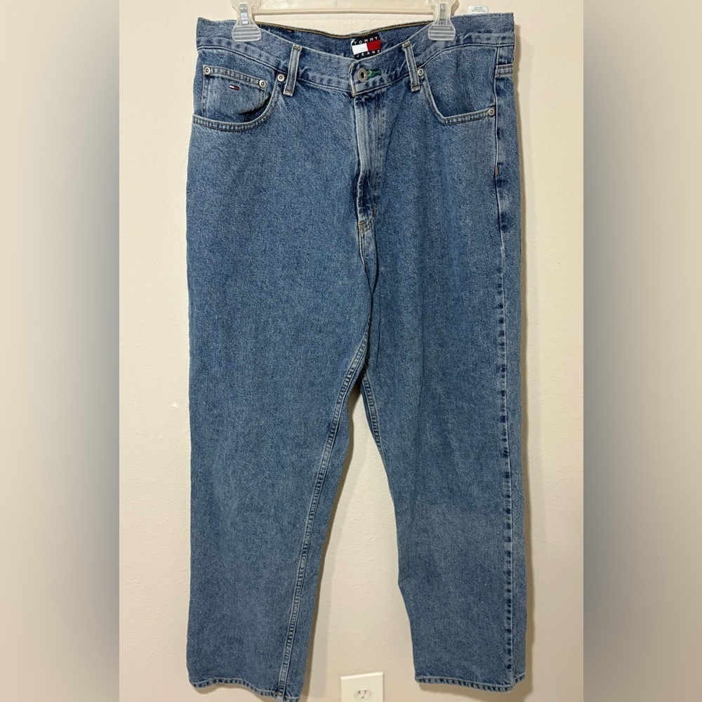 Vintage Tommy Hilfiger Jeans Men’s Size 35x32 Blue Denim Straight Leg Classic